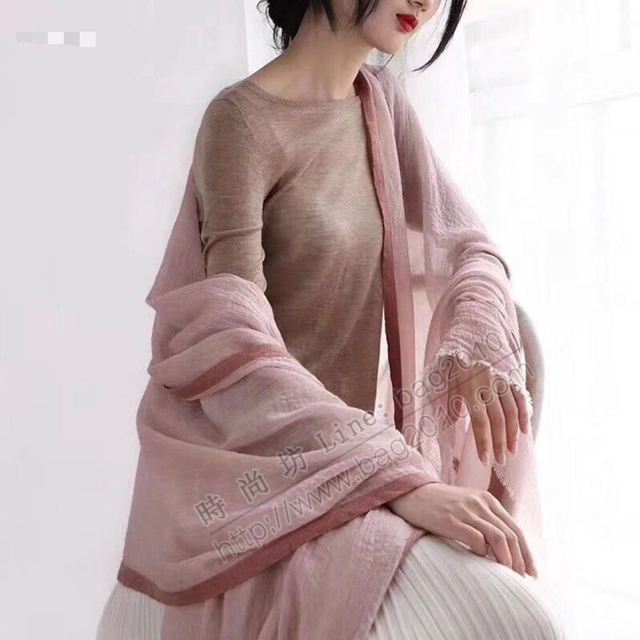 Burberry圍巾 2019新款 巴寶莉經典水煮羊絨純色 巴寶莉女秋冬兩用披肩圍巾  llwj6543